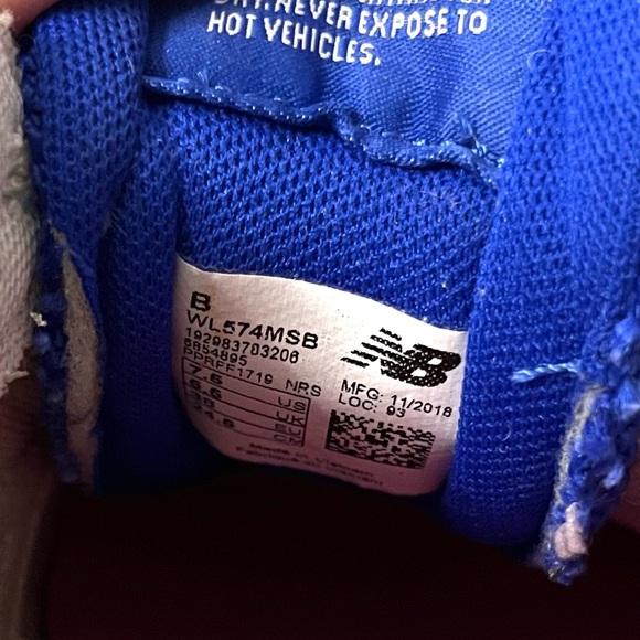 NEW BALANCE - 574 Casual Shoes In Pink / Blue - Women’s Size 7.5 - Picture 5 of 6